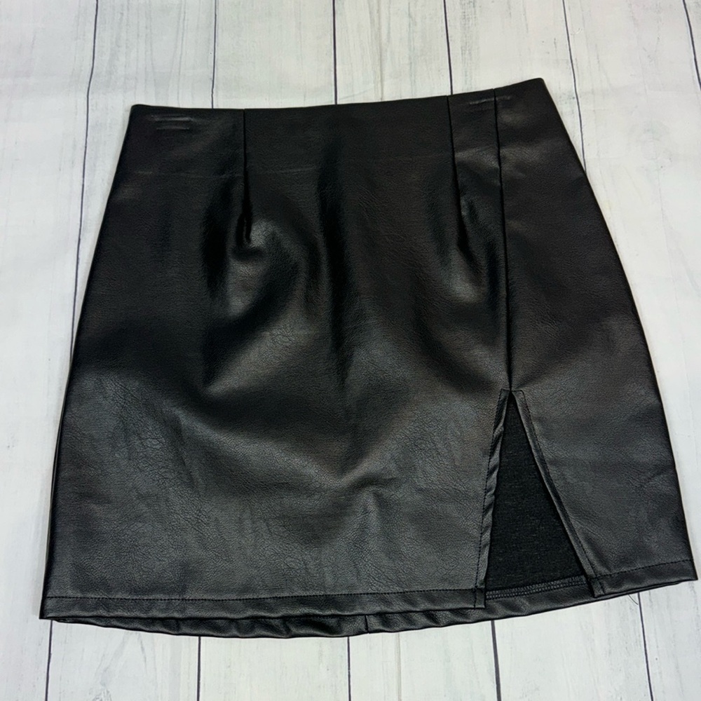 Pleather mini skirt